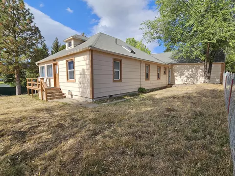 15110 Broyles Ave, Klamath Falls, OR 97601