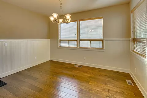 63110 Dakota Dr, Bend, OR 97701 photo 7