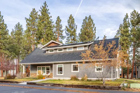972 E Timber Pine Dr, Sisters, OR 97759