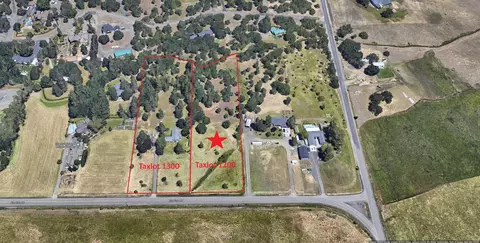 Alta Vista Road, Eagle Point, OR 97524