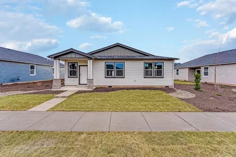 1302 NE Boxcar Dr # 150, Prineville, OR 97754