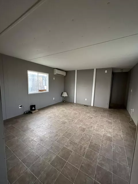 411 D St, Culver, OR 97734 photo 5