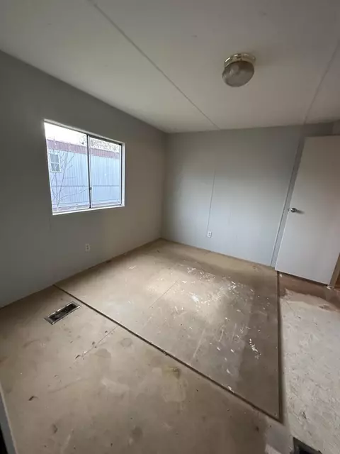 411 D St, Culver, OR 97734 photo 10