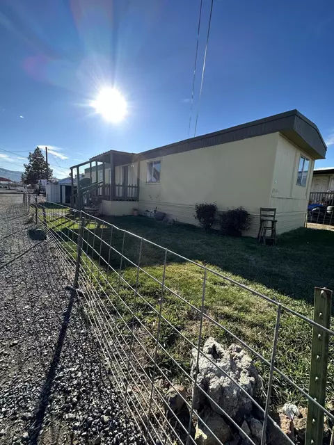 411 D St, Culver, OR 97734