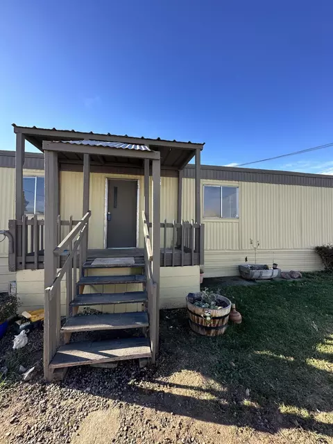 411 D St, Culver, OR 97734 photo 3