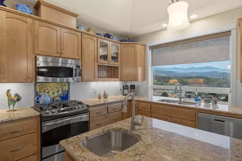 809 Amerman Dr, Phoenix, OR 97535 photo 38