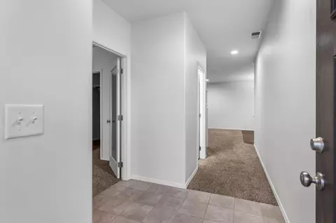 63336 Lamoine Ln, Bend, OR 97701 photo 5