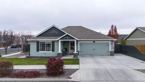 3116 SW Black Butte Ln, Redmond, OR 97756