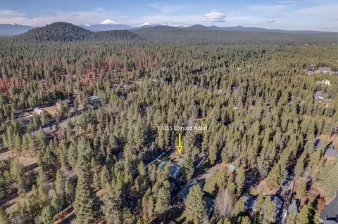 17055 Oxnard Rd, Bend, OR 97707 photo 3