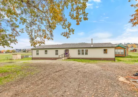 5996 Tamarack, Central Point, OR 97502