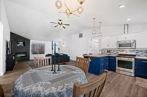 20558 Prospector Loop, Bend, OR 97702 photo 13