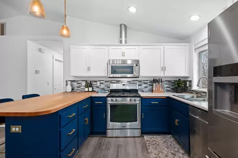 20558 Prospector Loop, Bend, OR 97702 photo 10