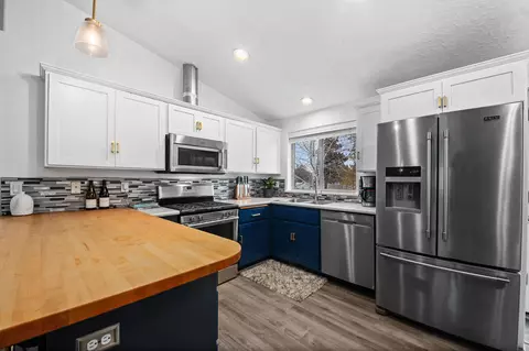20558 Prospector Loop, Bend, OR 97702 photo 11