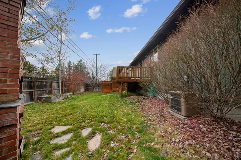 20558 Prospector Loop, Bend, OR 97702 photo 32