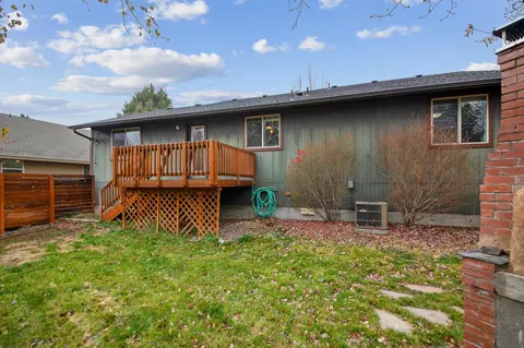 20558 Prospector Loop, Bend, OR 97702 photo 31