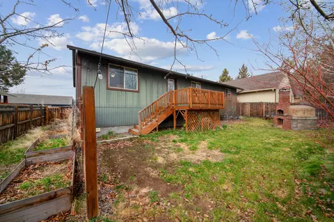 20558 Prospector Loop, Bend, OR 97702 photo 27