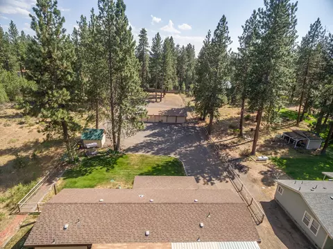 19245 Apache Rd, Bend, OR 97702 photo 24