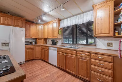 19245 Apache Rd, Bend, OR 97702 photo 8