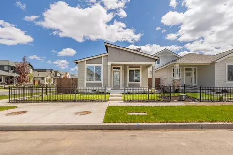 60896 SEpic Pl, Bend, OR 97702