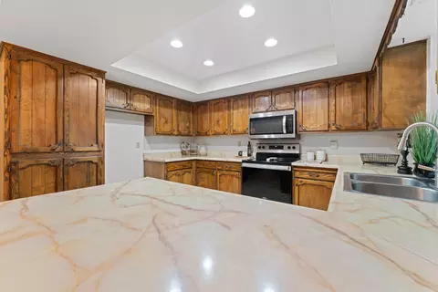 1357 Summit Loop, Grants Pass, OR 97527 photo 7