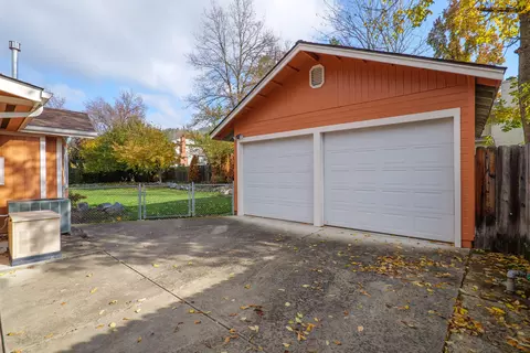 708 Pine St, Rogue River, OR 97537 photo 24