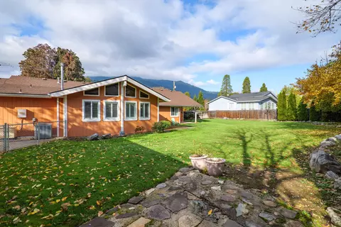 708 Pine St, Rogue River, OR 97537 photo 25