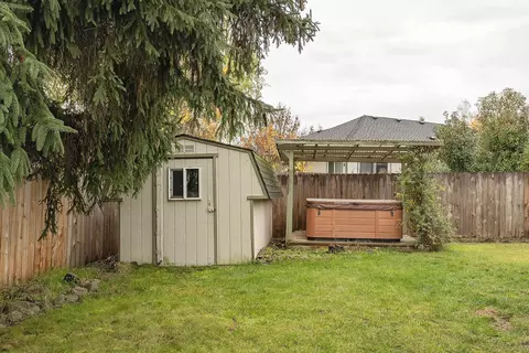 417 Garden Cir, Eagle Point, OR 97524 photo 28