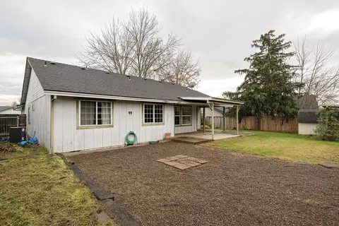 417 Garden Cir, Eagle Point, OR 97524 photo 23