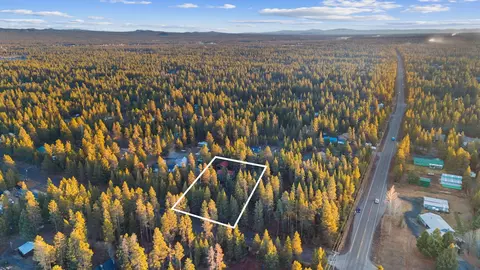 16023 Green Forest Rd, La Pine, OR 97739 photo 3