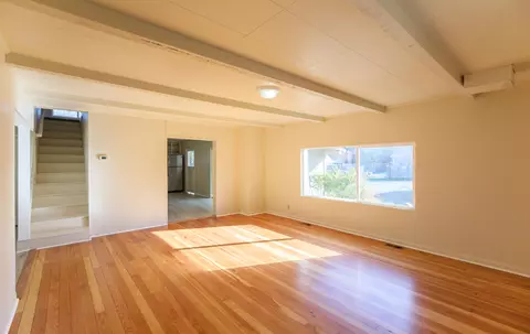 101 Ash St, Phoenix, OR 97535 photo 5