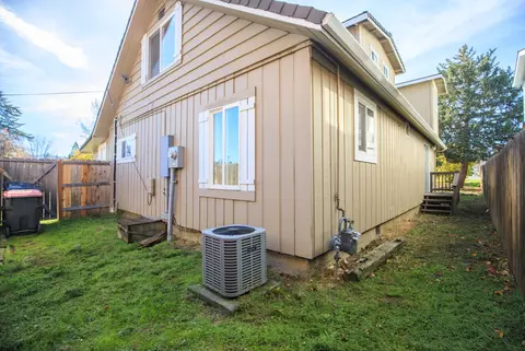 101 Ash St, Phoenix, OR 97535 photo 35