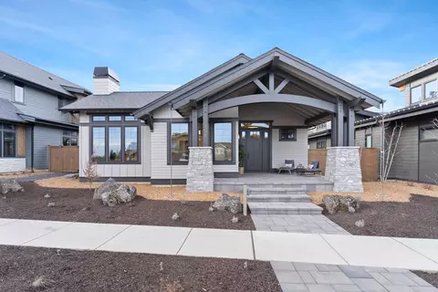 3158 NW Strickland Way, Bend, OR 97703