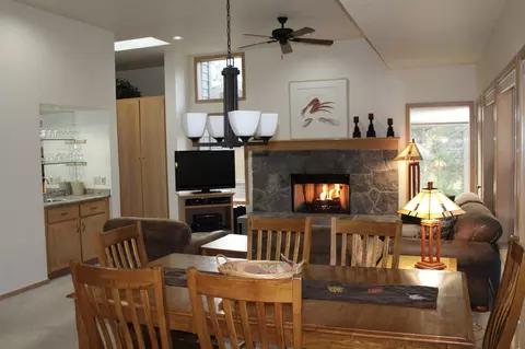 57385 Beaver Ridge Loop #36C2, Sunriver, OR 97707 photo 6