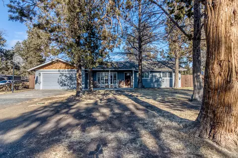 19882 8th St, Bend, OR 97703