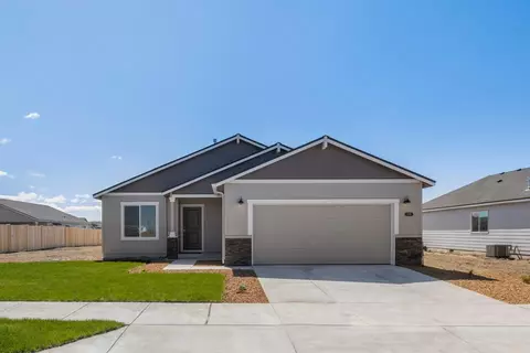 1318 NW Willow Parkway Rd, Madras, OR 97741