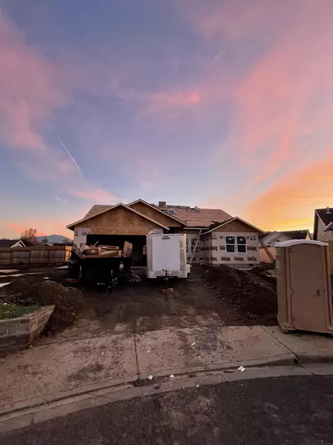 509 Orchard Pl, Phoenix, OR 97535