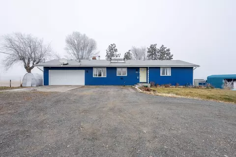 2335 SW Bowers Dr, Madras, OR 97741