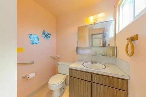 112 N Buchanan Ave, Eagle Point, OR 97524 photo 17