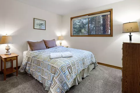 57420 Quartz Mountain Ln, Sunriver, OR 97707 photo 13