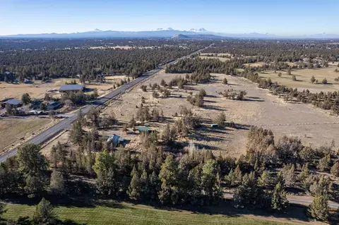 22980 Highway 20, Bend, OR 97701 photo 7