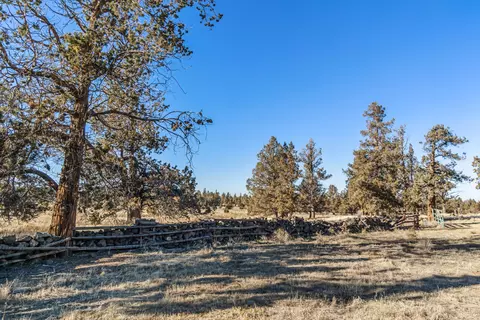 22980 Highway 20, Bend, OR 97701 photo 21