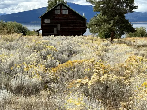 33706 Modoc Point Rd, Chiloquin, OR 97624