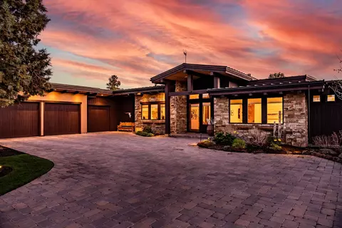 23116 Switchback Ct, Bend, OR 97701 photo 2