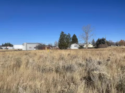 cloutier drive, Chiloquin, OR 97624 photo 2