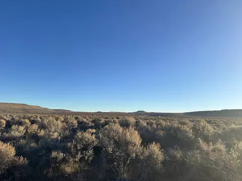 s gloria road, Christmas Valley, OR 97641