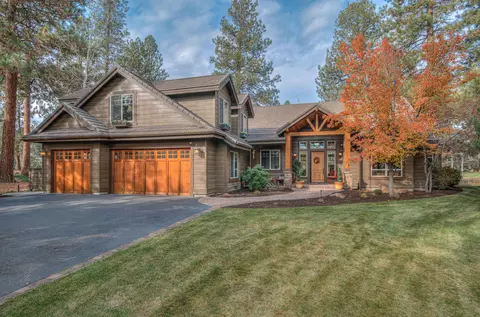 19578 Green Lakes Loop, Bend, OR 97702