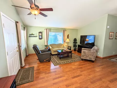 1188 NE 27th St #106, Bend, OR 97701 photo 2