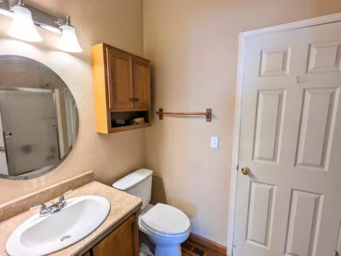 1188 NE 27th St #106, Bend, OR 97701 photo 8