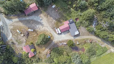 87641 E Beach Loop Ln, Bandon, OR 97411