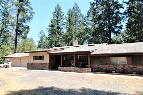 417 Thompson Creek Rd, Applegate, OR 97530